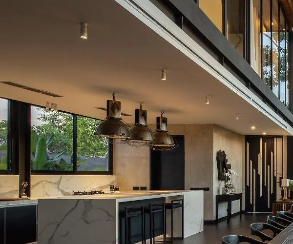 Villa Gima 1 - 5 Bedroom Umalas Kerobokan (Bali)