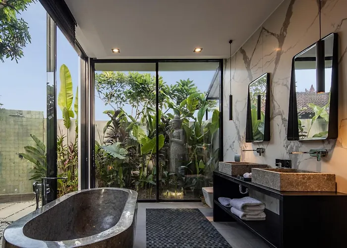 Gima 1 - 5 Bedroom Umalas Villa