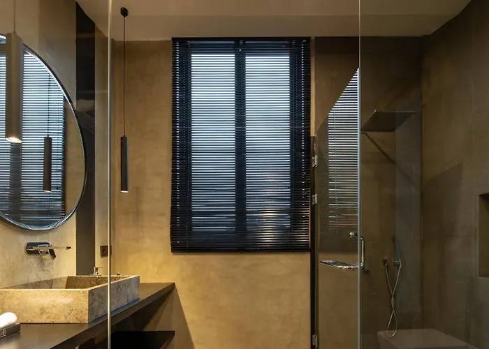 Gima 1 - 5 Bedroom Umalas Villa Kerobokan (Bali)